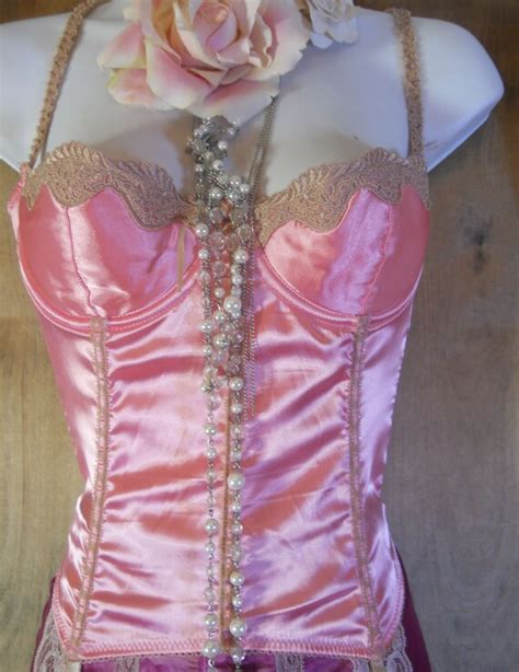 Pink Satin Bustier Vintage Boned Romantic Garters Pin Up B