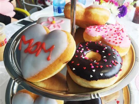 A Dunkin Good Mothers Day Treat