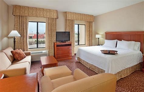 HAMPTON INN & SUITES HEMET $118 ($̶1̶5̶8̶) - Updated 2021 Prices & Hotel Reviews - CA - Tripadvisor