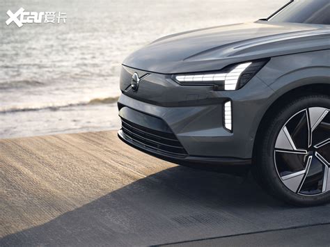 沃尔沃ex90正式发布 全新纯电旗舰suv 爱卡汽车