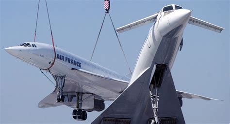 The Concorde Made Its First Supersonic Passenger Flight 40 Years Ago