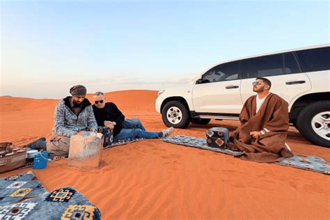 Red Sand Dunes Safari with Keshta in Saudi Arabia