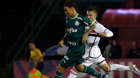 Coutinho Marca No Fim E Palmeiras Vence Spfc Na Ida Da Final Do