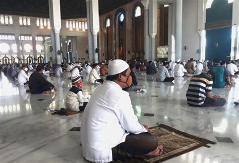 Masjid Di Surabaya Optimalkan Ceramah Daring Selama Pandemi Republika