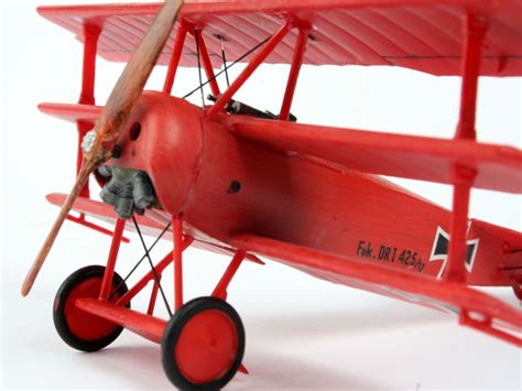 Revell Fokker DR 1 Triplane Modellbau Metz Slotcars RC Modellbau