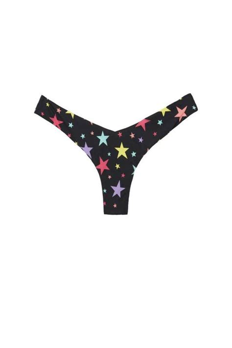 Cristina Pedroche tiene el bikini que reúne todas las tendencias anudado brasileño y lleno de