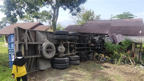 Kecelakaan Di Depan Asrama Spn Seulawah Satu Meninggal Dan Dua Lainnya