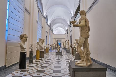 How To Get To The National Archaeological Museum In Naples