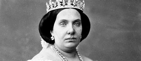 La Abdicación De La Reina De Los Tristes Destinos Isabel Ii Parte Al Exilio En París