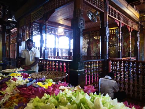 Visiting the Temple of the Tooth in Kandy - Conversant Traveller