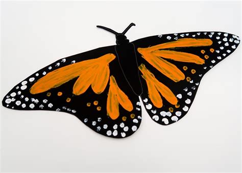 21 Monarch Butterfly Crafts For Preschoolers Homeschool Preschool