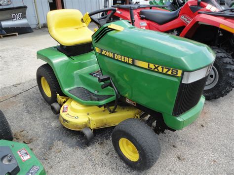 1994 John Deere LX178 Lawn Garden And Commercial Mowing John Deere