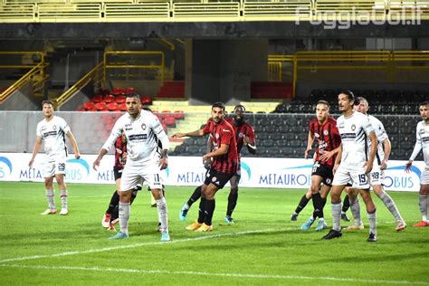 Foggia Crotone I Numeri Del Match E Inediti Assistman Foggiagol It