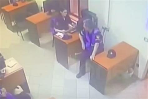 ISPLIVAO SNIMAK SVIREPOG UBISTVA U TIRANI: Policajac hladnokrvno UBIO ...