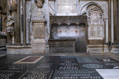 Westminster Abbey Graves And Memorials In Poets Corner Unesco World