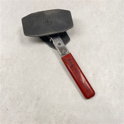 Mac Tools 4 In 1 Brake Pad Spreader 2790470 Shop Tool Swapper