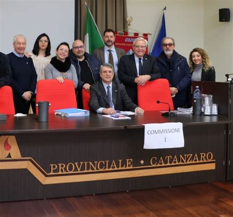 Avis Calabria Concluse Le Selezioni Per Operatori Di Servizio Civile