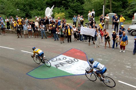 La Tragica Storia Di Fabio Casartelli Il Campione Morto Nel Dopo