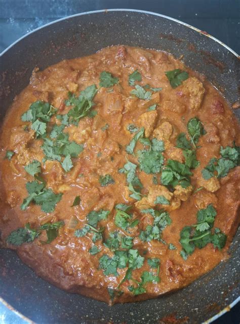 Chicken Bhuna Recipe Image By Joylynn Pinch Of Nom