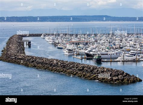 Elliot Bay Marina In Seattle Washington Stock Photo Alamy