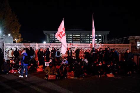 世界看見台灣！民進黨挺尹錫悅戒嚴 韓國論壇炸鍋：噁心的蟾蜍