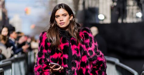 The Expensive Brunette Hair Colour Trend That S Everywhere PS UK Beauty