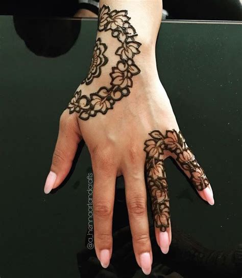 131 Simple Arabic Mehndi Designs That Will Blow Your Mind Bling