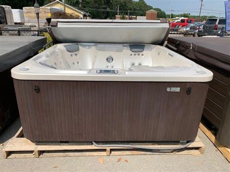 Used Hot Tubs