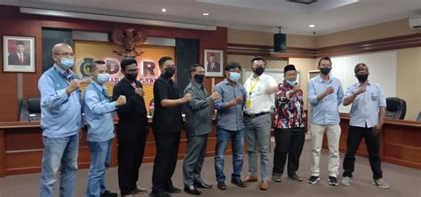 Lsm Barak Dan Pt Tri Centrum Fortuna Hearing Di Dprd Purwakarta Begini