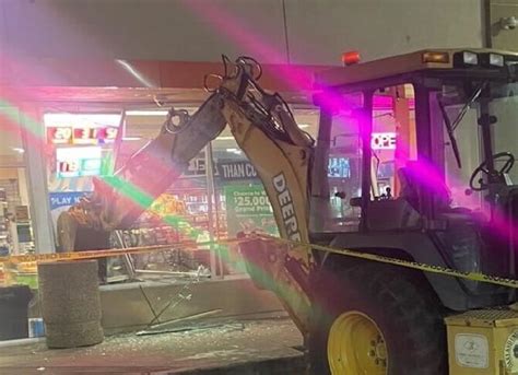 Robbers Use Backhoe To Tear Into Oakland Gas Station Storefront