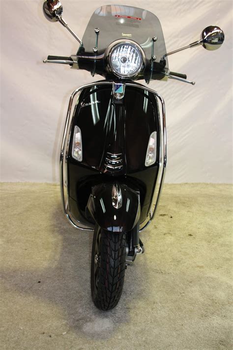 Vespa Primavera Black Edition Motorstop Jan Althoetmar EK