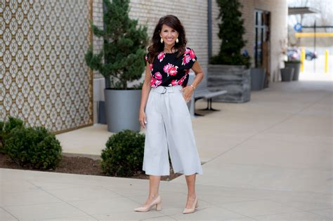 5 Ways To Style A Floral Blouse Cyndi Spivey Floral Blouse Spring