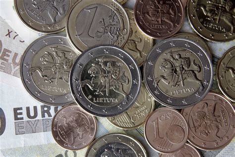 Dinero En Efectivo La Lista De Monedas De Euros M S Valiosas Y D Nde