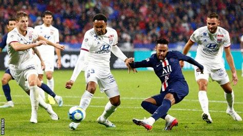 Lyon 0 1 Paris St Germain Neymar Scores Late Winner For Champions