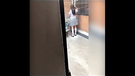 Se COGE a su VECINA Colegiala Después de LAVAR LA ROPA La Convence