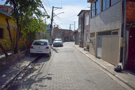 Prefeitura Pavimenta Vias Nos Bairros Cidade Jardim Cumbica E Vila Das