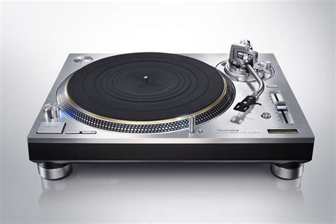 The new Technics SL-1200 is finally here