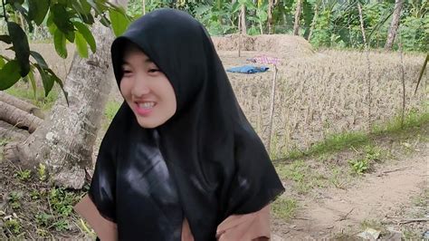 WOW DIAJAK KELILING KAMPUNG NENG MAYA JANDA DESA MIRIP ORANG KOREA