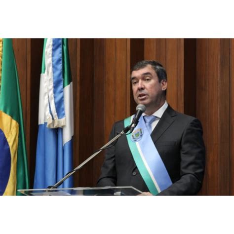 Novo Governador De Ms Eduardo Riedel Assume Compromisso De Combate