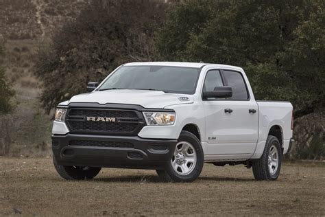 Ram 1500 Tradesman 2019 La Camioneta Para El Trabajo Motor Trend En