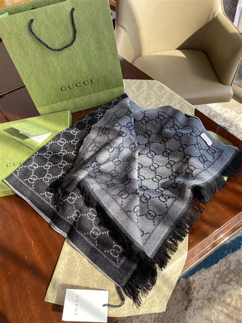 Gucci Gg Lamé Lacquard Stole Scarf Black 71in 180cm Subtem