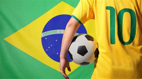 Camisa do Brasil a mística do verde e amarelo na história do futebol