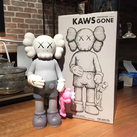 30cm Kaws Doll Action Figure Model Kid Toy Boyfriend Birthday T Vdzk