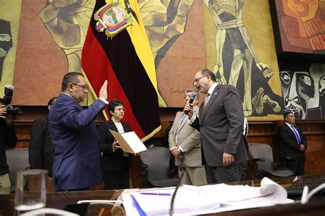 Asamblea Nacional posesionó a Mauricio Torres como Contralor