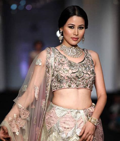 2013 Latest Indian Bridal Week Fashion Point