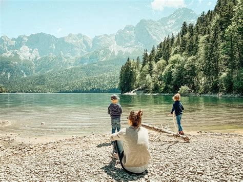 Hike with children around the Eibsee recommended by the urban kids