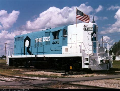 Ri 4485 Chicago Rock Island And Pacific Rock Island Emd Gp9 At Manly