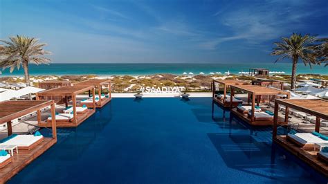 Saadiyat Beach Club | EDITION Hotels