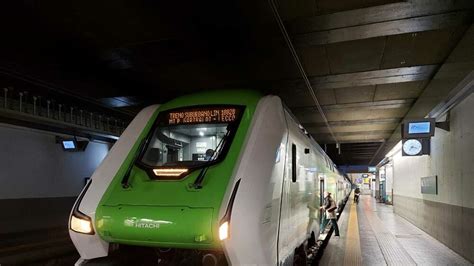 Sangue Sui Binari Uomo Travolto E Ucciso Dal Treno In Corsa