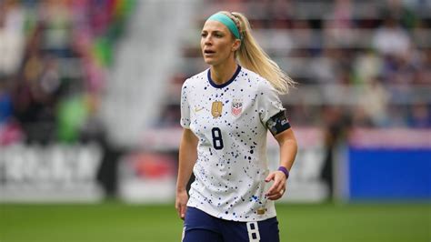 United States' Julie Ertz announces retirement from soccer - ESPN